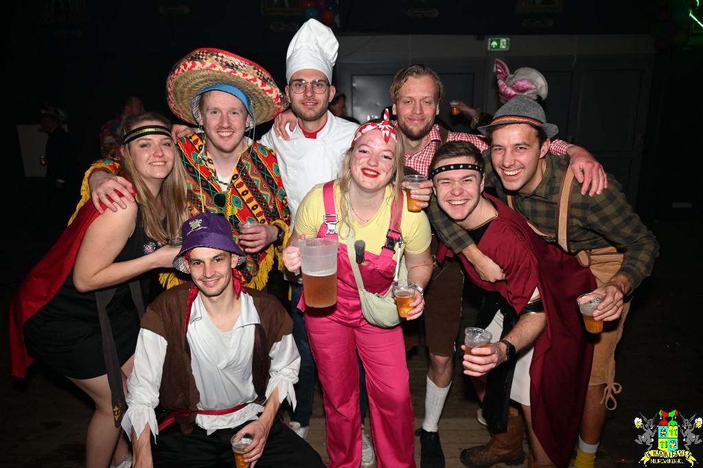 ../Images/Opwarmbal 2026 236.jpg